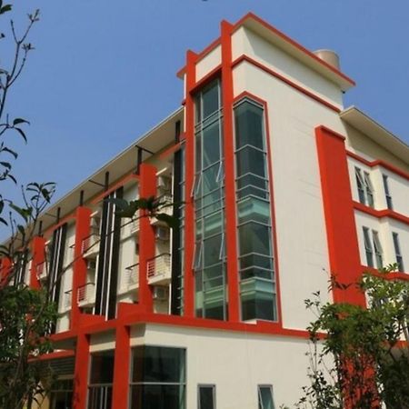 The Passion Hotel Chiang Mai Bagian luar foto